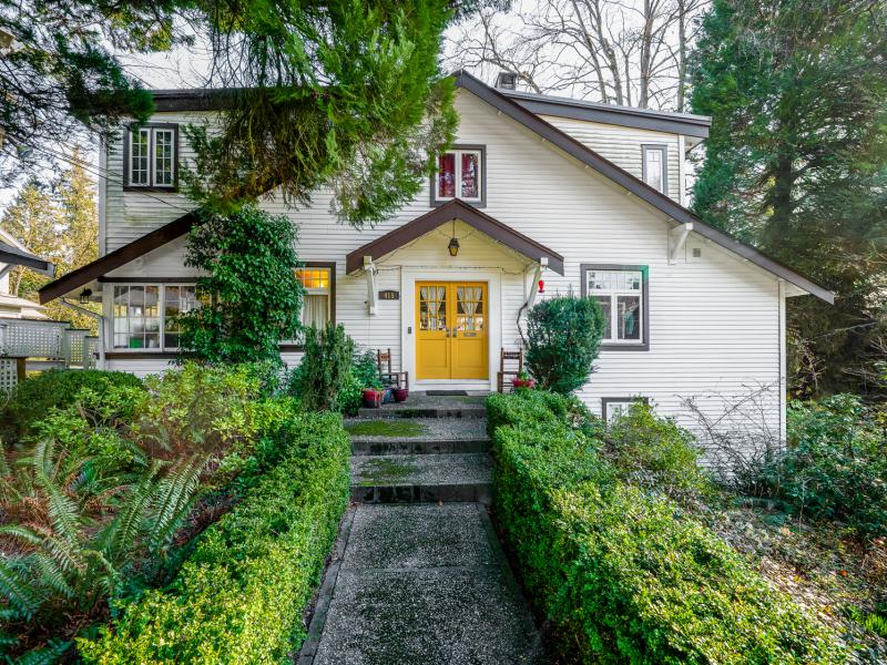 415 E St. James Road, Upper Lonsdale, North Vancouver 