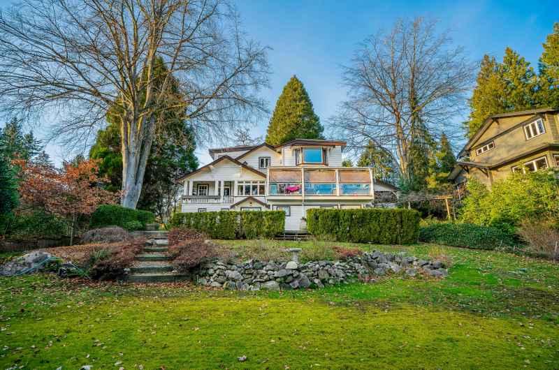 415 E St. James Road, Upper Lonsdale, North Vancouver 4