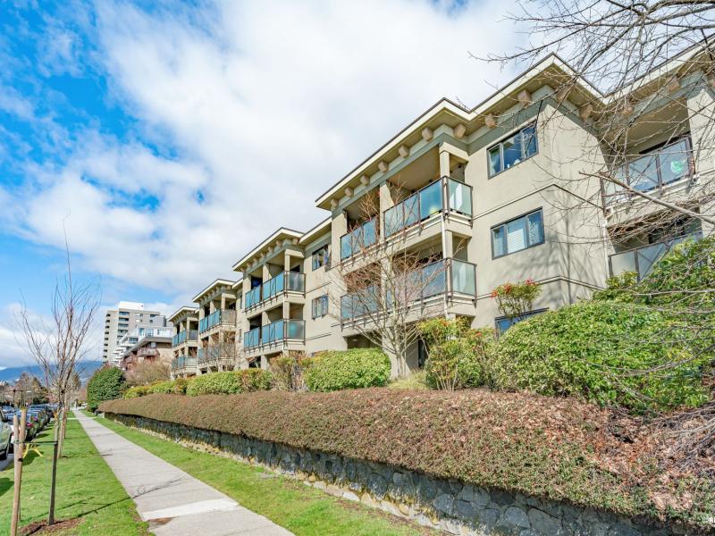 205 - 140 E 4th Street, Lower Lonsdale, North Vancouver 